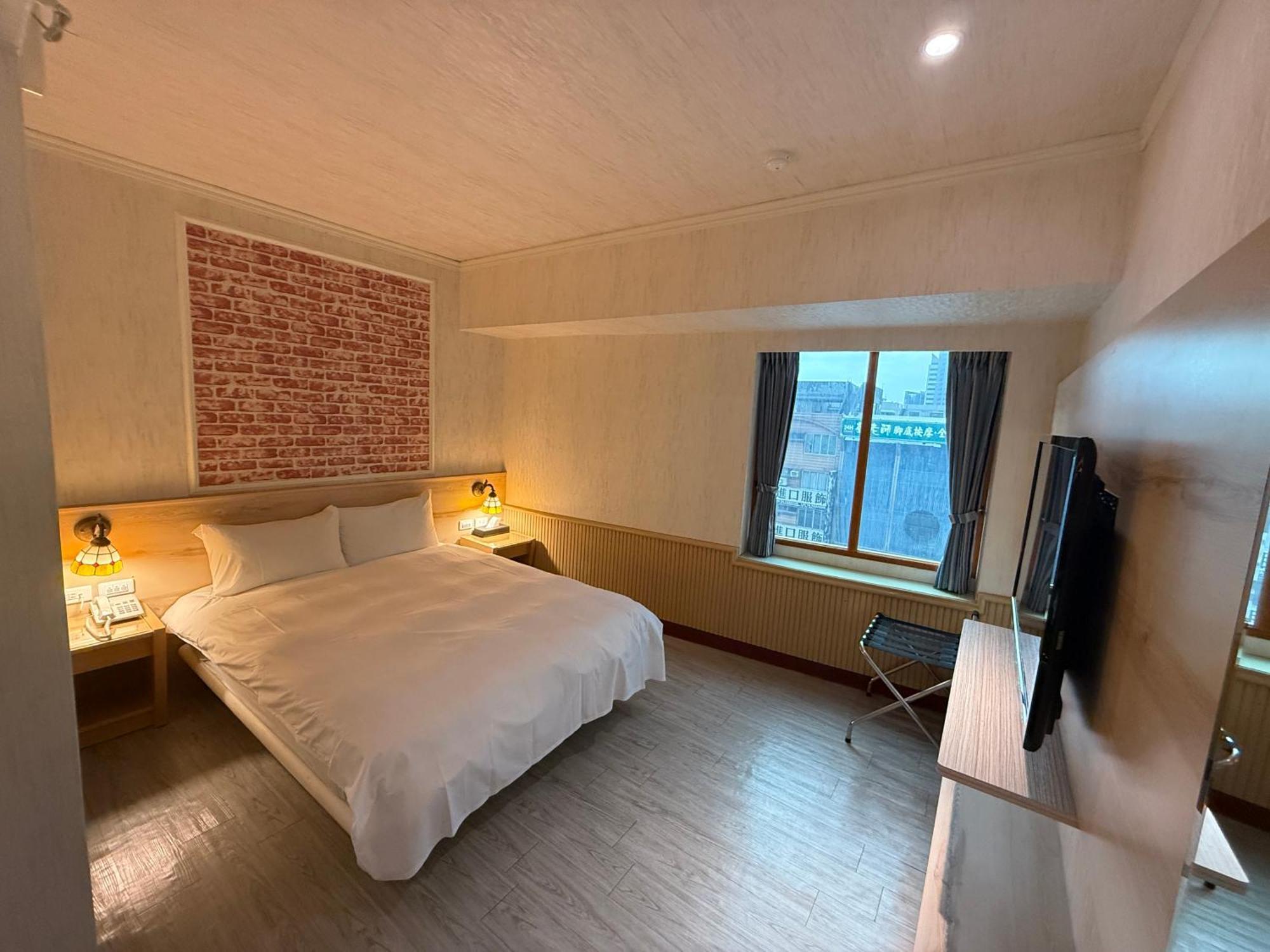 גאושיונג Sung Tai Hotel מראה חיצוני תמונה