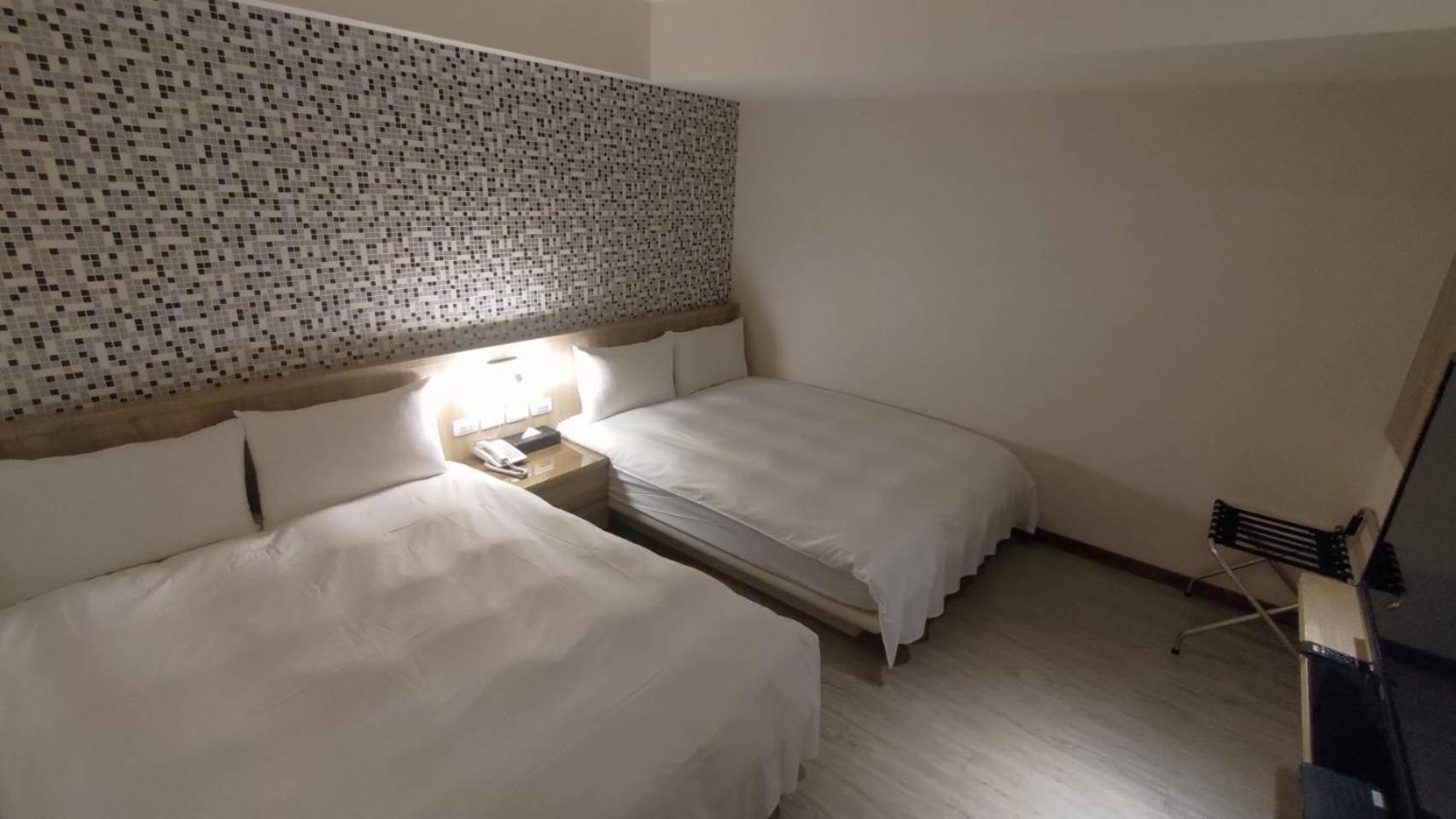 גאושיונג Sung Tai Hotel מראה חיצוני תמונה