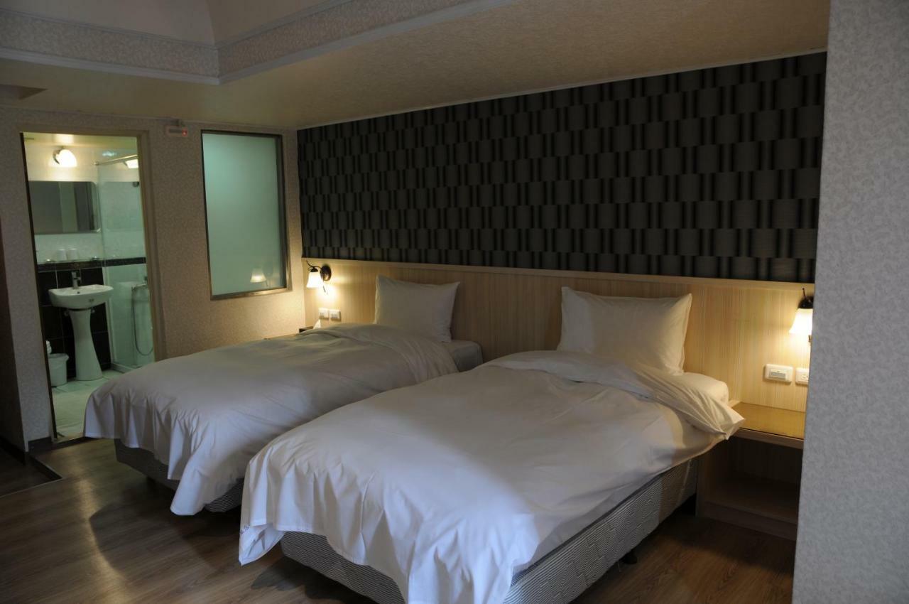 גאושיונג Sung Tai Hotel מראה חיצוני תמונה