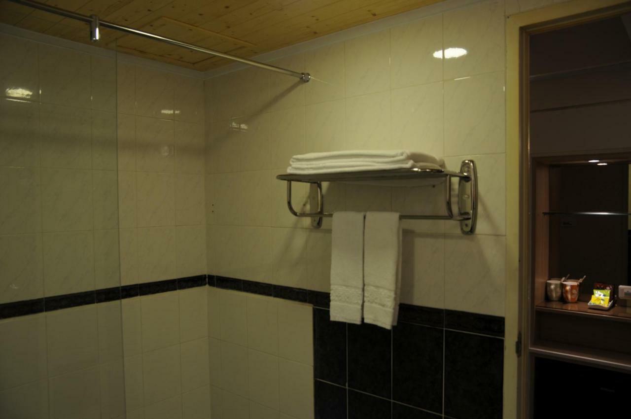 גאושיונג Sung Tai Hotel מראה חיצוני תמונה