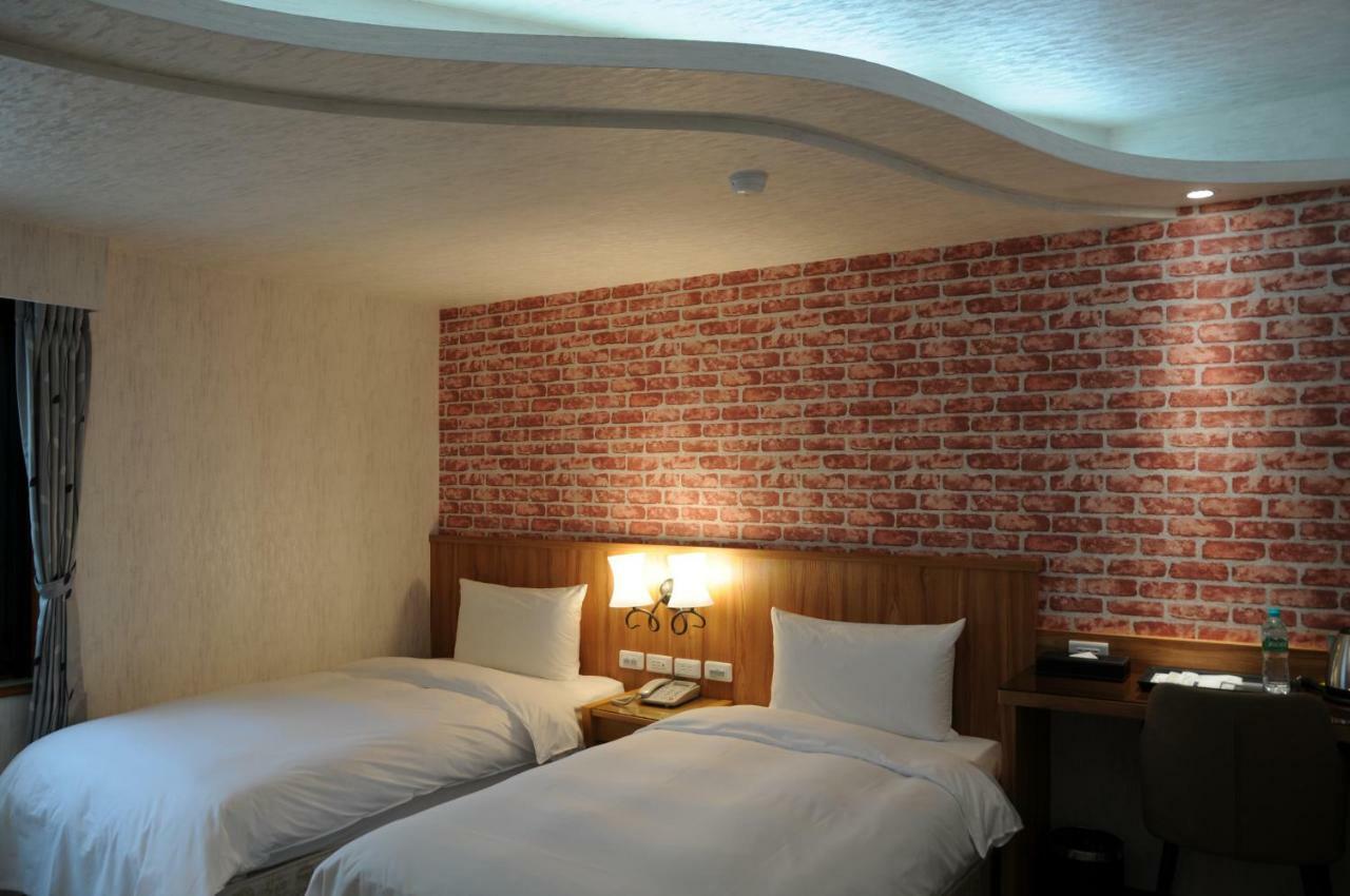 גאושיונג Sung Tai Hotel מראה חיצוני תמונה