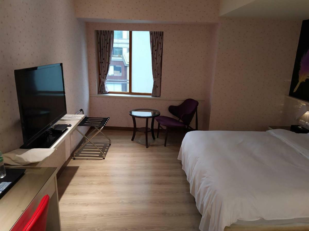 גאושיונג Sung Tai Hotel מראה חיצוני תמונה